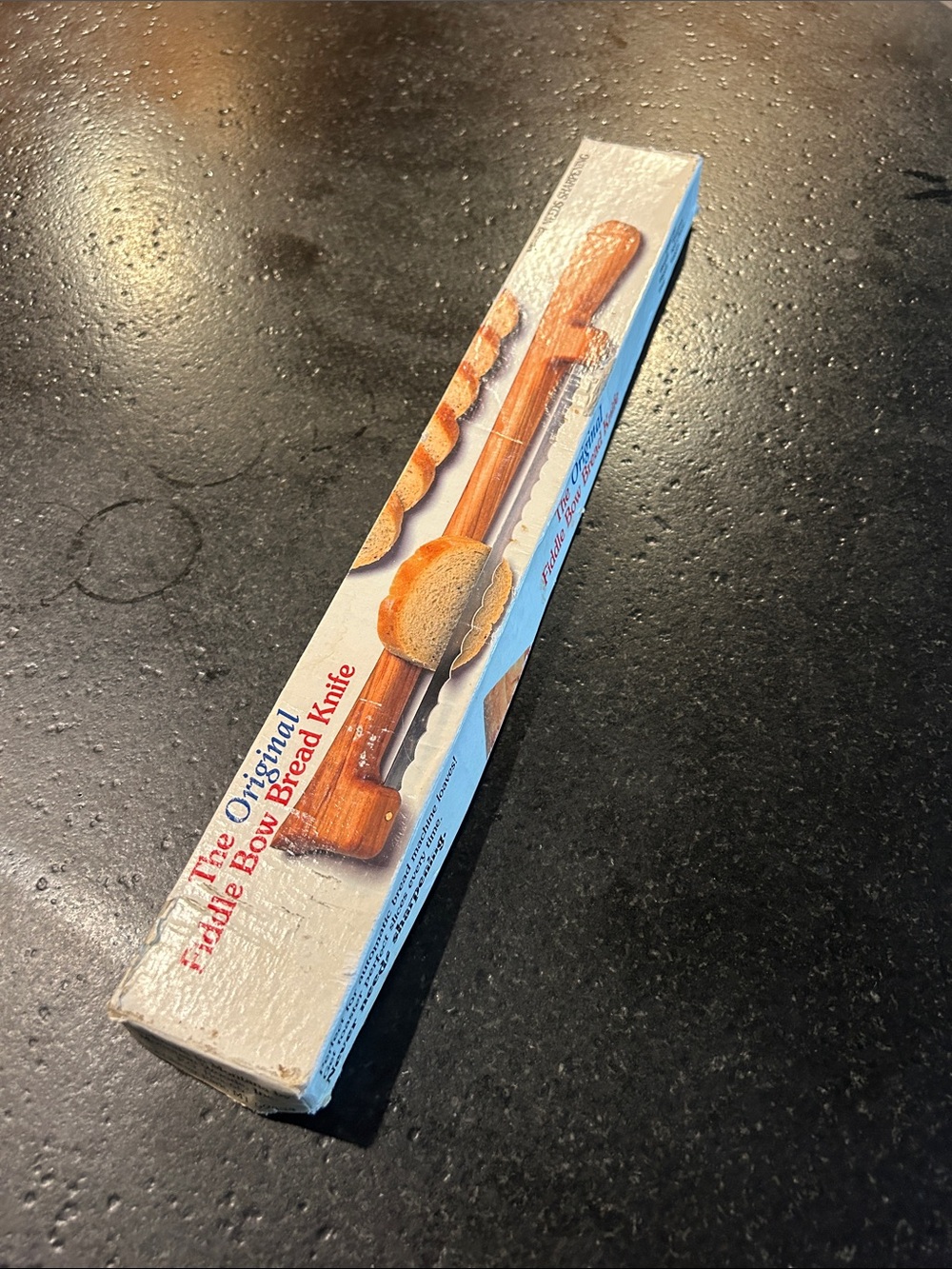 Wood-Handled Bread Knife - Brown